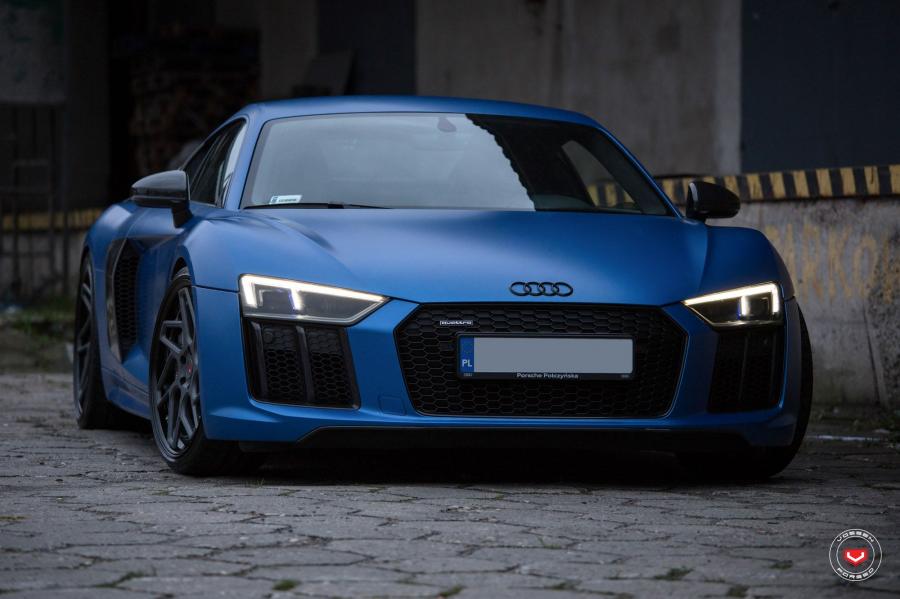 Audi R8 V10 on Vossen Wheels (CG-209T) 2018 года  (фото 28 из 33)